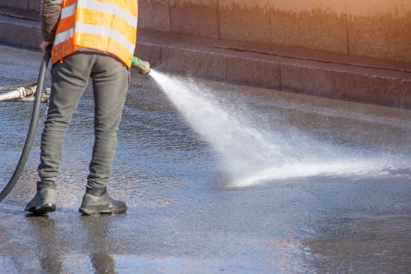 Asphalt Pressure Washing in Peoria
