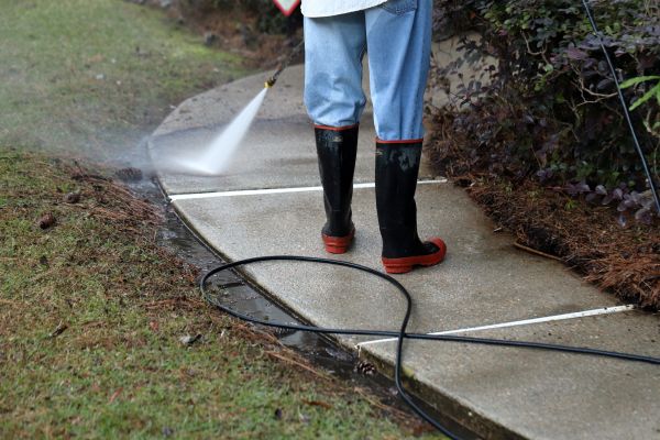 Sidewalk Pressure Cleaning in Peoria